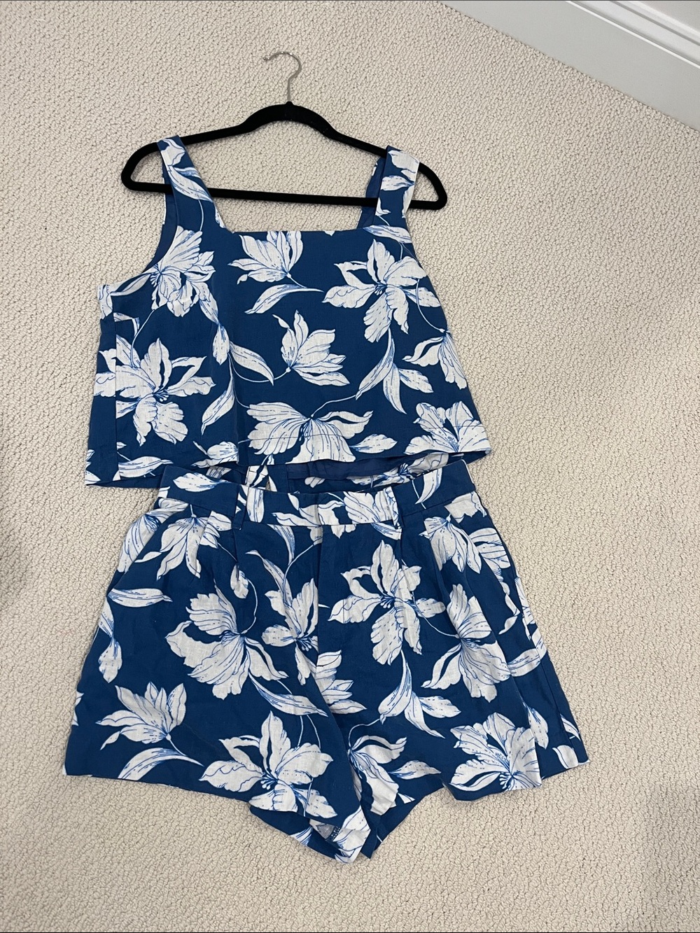 GAP Navy Floral Tank & Shorts Set - Stylish Summer Bottoms